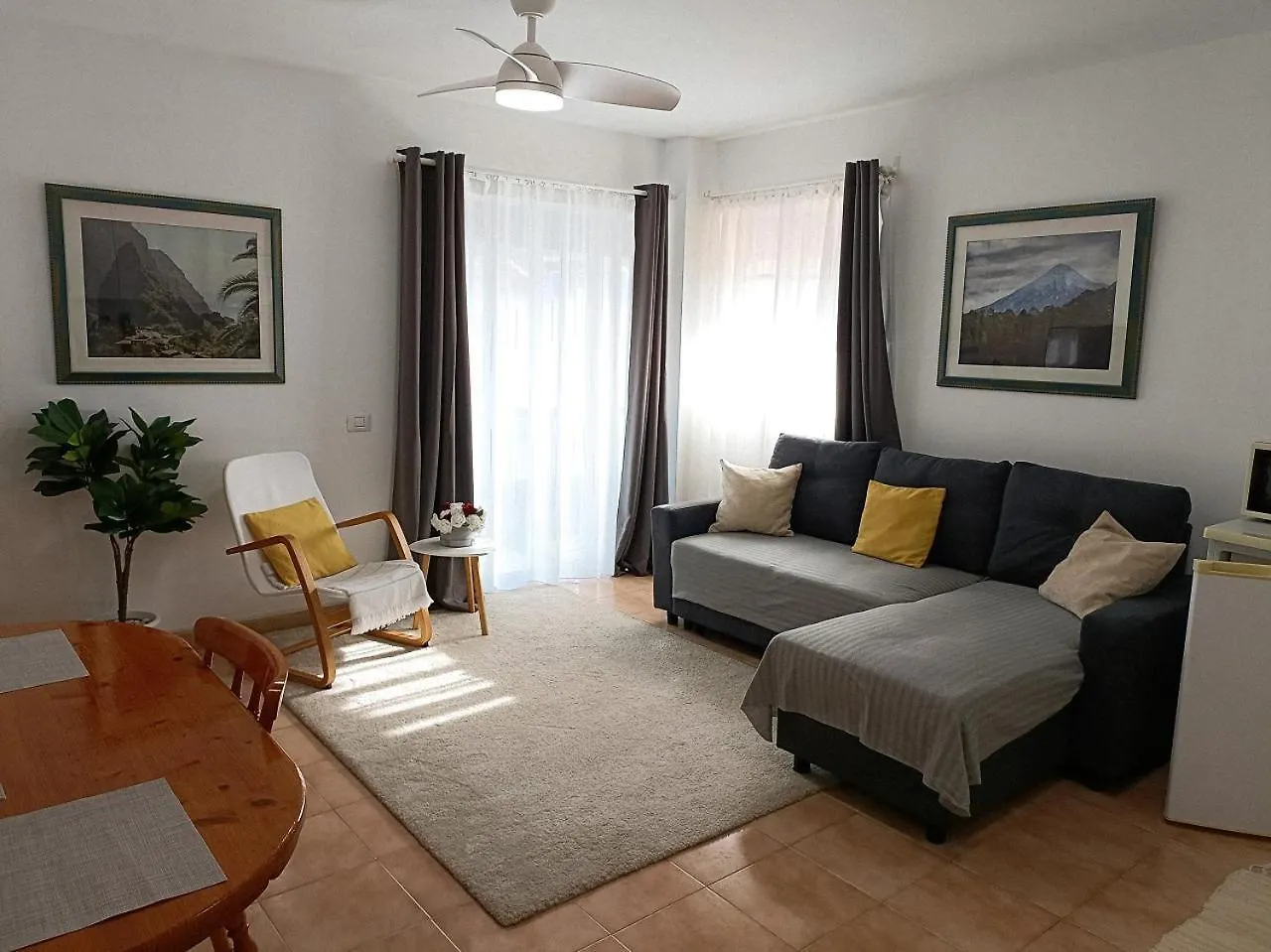 Beautiful 1 Bedroom Apartment With Mountain View Los Silos Spagna