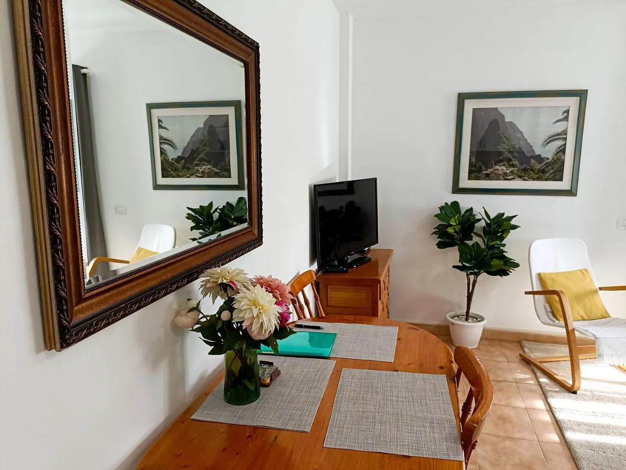 Beautiful 1 Bedroom Apartment With Mountain View Los Silos