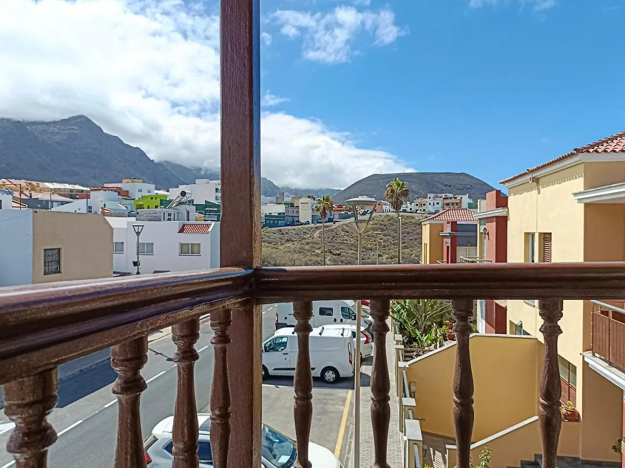 Beautiful 1 Bedroom Apartment With Mountain View Los Silos 0*,  Spagna
